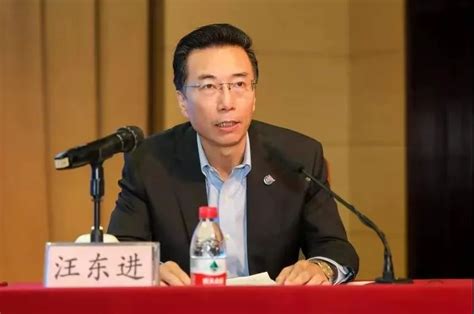 中海油董事长：努力实现2025年清洁能源新产业收入占总收入10%_手机新浪网