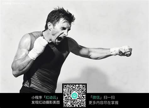 打拳击的外国男人图片免费下载_红动网
