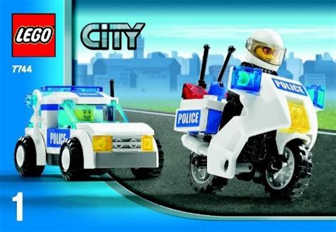 LEGO City Police Headquarters 7744 - Building, 3 Police Vehicles, 7 ...