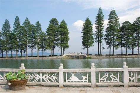 东湖有哪些景点,临海东湖景区介绍,武汉东湖有哪些景点_大山谷图库