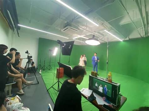 一个人如何完成一场专业视频导播录制逻兰（上海）电子有限公司