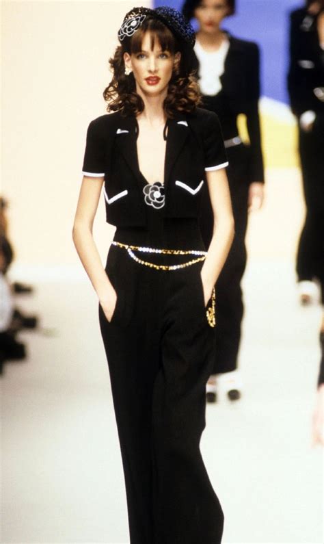《走进香奈儿》展览体验，重新诠释了大家心目中的Chanel - 知乎