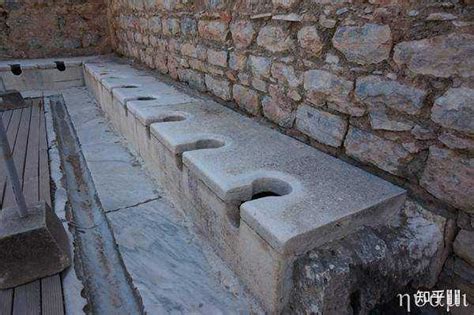 古代的厕所是怎么样的？ - 知乎