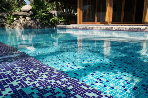 三蓝色游泳池马赛克瓷砖 室内外儿童游乐场水池浴池鱼池玻璃拼花-阿里巴巴