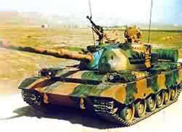 俄媒评中国80坦克:解放军最后1款苏式设计坦克--军事--人民网