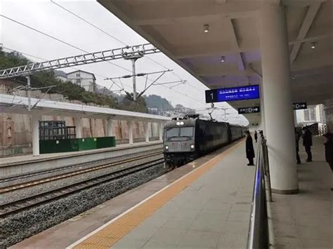 武隆火车站新站房 正式投入运营|武隆旅游网