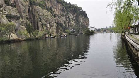绍兴东湖 湖中之奇 湖光山色与人文景观交相辉映的风景胜地_腾讯视频