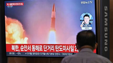 日本防务省：朝鲜导弹沿非标准轨道飞行300-350公里 - 2022年9月28日, 俄罗斯卫星通讯社