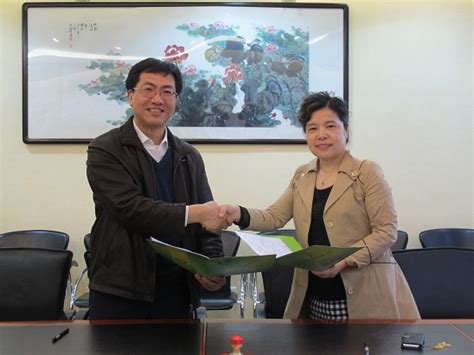我校与新疆阿勒泰地区福海县第二小学签订友好协议-友好往来-北京师范大学实验小学