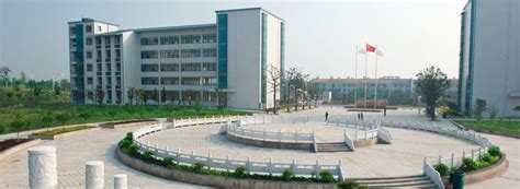 科技信息研究所举办2022届研究生代表就业经验分享会-江苏大学图书馆