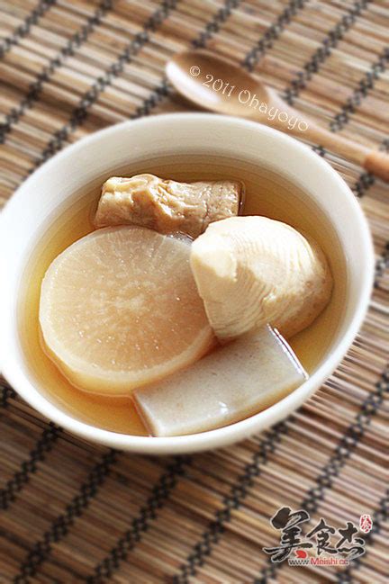 【关东煮：日式高汤、甜不辣、福袋制作【曼食慢语】的做法视频_做法步骤】_下厨房