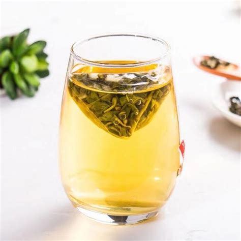 【蜜桃乌龙茶】蜜桃乌龙茶的做法_蜜桃乌龙茶的功效与好处_绿茶说