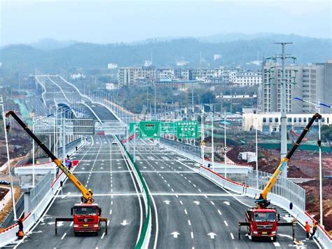 江西赣州：建设快速路 助发展提速-人民图片网