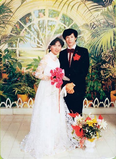 每年花费200美元，重庆摄影师用Midjourney生成九十年代婚礼照__财经头条