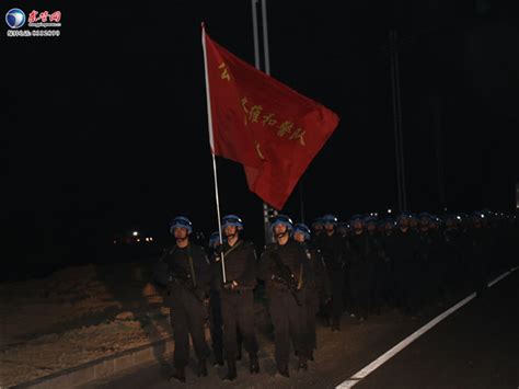 维和铁军闪耀西非 八桂蓝盔书写辉煌---中国第五支赴利比里亚维和警察防暴队取得 “六个历史性突破”纪实