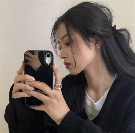 头像/干净高级的紫色系女生头像ins风图片