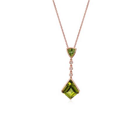 『珠宝』Garrard 推出 Fanfare 系列新作：宝石折扇 | iDaily Jewelry · 每日珠宝杂志