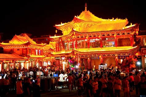 张掖甘州：红火的老街夜经济