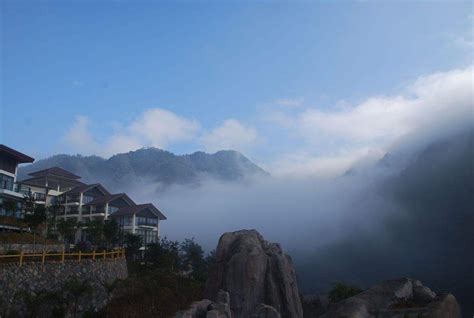 亚洲最大的阶梯式瀑布在福建这座山中，落差588米_青云山