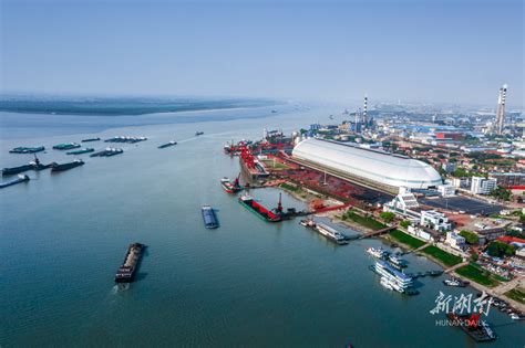 老港基地：每天六千吨垃圾转化为清洁电能