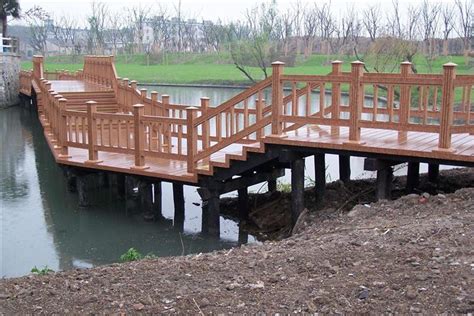 优质塑木栏杆-宜兴华龙塑木提供优质塑木栏杆