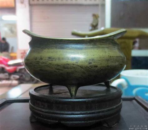 51BidLive-[Copper censer from Qing 清代 铜炉 ]