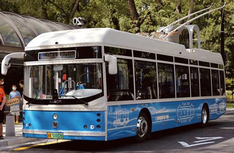 北京大1路公交车史话：他们组成了首个“共青团号”车组 | 北晚新视觉