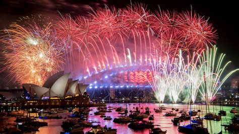 New Years Eve Sydney Fireworks Harbour Bridge NSW 161114110454001 ...