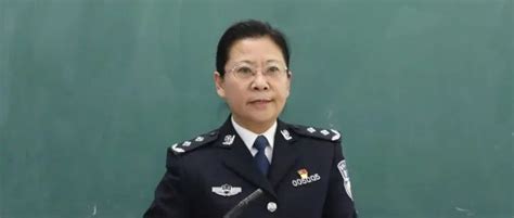 刚刚，女博士新任警察学院院长|河南省|公安|院长_新浪新闻