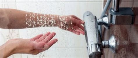 一自来水公司呼吁每月洗澡2至4次？回应来了️→|节约用水|自来水公司|水源_新浪新闻