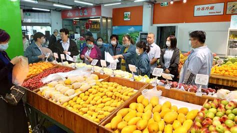 辽宁朝阳：农贸市场年味浓-人民图片网