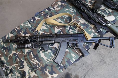 AK-12突击步枪_360百科