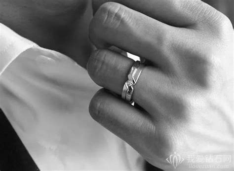 订婚戒和结婚戒的区别 戴法有什么不同 - 中国婚博会官网