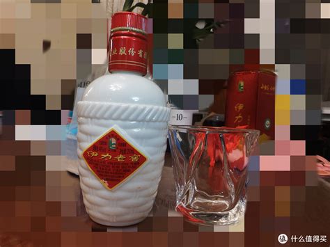 伊力老窖50度新一代,伊力老窖50度浓香型,伊力金窖液50度500ml_大山谷图库