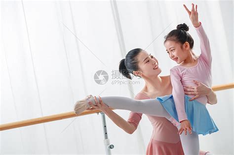 非主流舞蹈<a href=http://www.buer123.com/zt/129.html target=_blank class=infotextkey>老师</a>头像