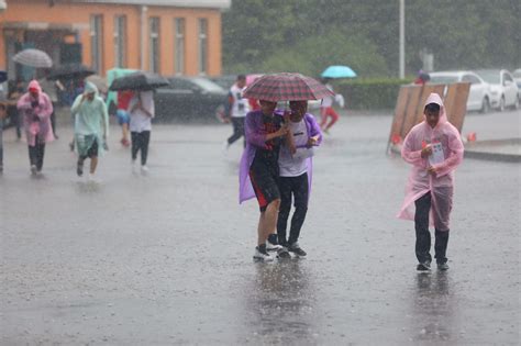 郑州持续大雨遭灾，众多互联网等新兴企业捐款支持救灾_天极大咖秀