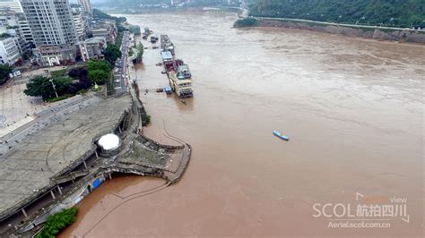 鄱阳湖水位突破历史极值 航拍被洪水围困的江西鄱阳县