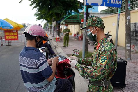 外媒：越南在胡志明市部署军队以协助实施疫情封锁措施_病例
