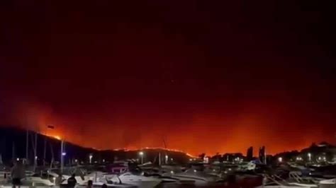 加拿大山火持续燃烧，超200处火头处于失控状态_凤凰网视频_凤凰网