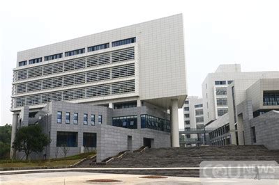 重庆大学理学图书馆正式开馆 - 新闻 - 重庆大学新闻网