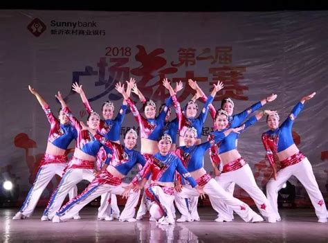 新疆舞：网红达人团队双人对跳精彩完美_腾讯视频