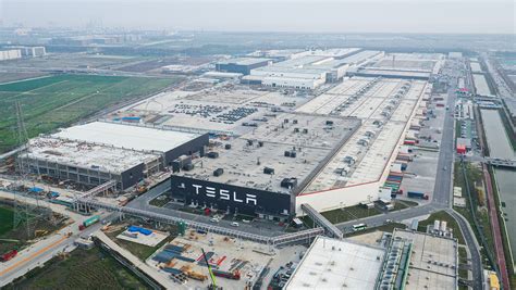特斯拉上海超级工厂为什么有80多个门？里面都有什么黑科技？-手机新浪汽车
