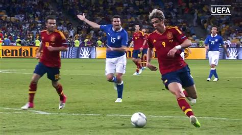 托雷斯、席尔瓦破门！2012年欧洲杯决赛 西班牙4-0意大利夺冠-直播吧zhibo8.cc