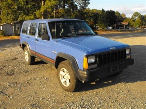 1996 Jeep cherokee sport tire size