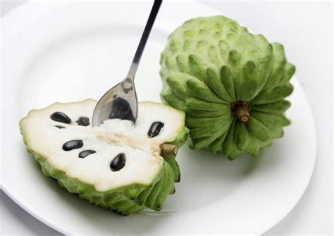 释迦果怎么吃?台湾水果释迦最经典的吃法介绍_聚餐网