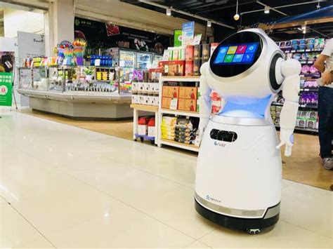 优必选+腾讯+永辉，AI机器人升级智慧零售服务新场景-品牌动态-品牌网 Chinapp.com