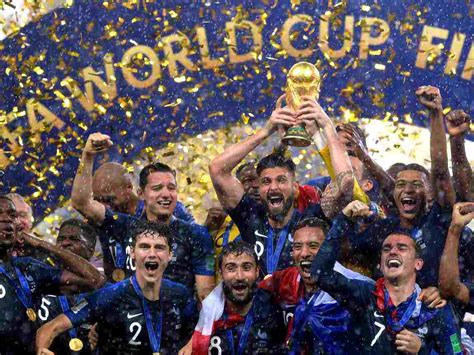【体育】梅西正式加冕球王：2022世界杯颁奖典礼夺冠时刻回顾-Mac920的个人博客