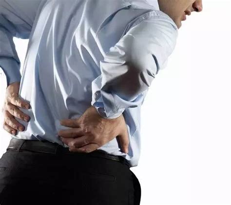 肾结石导致的腰痛是什么样子的？谨记这两种痛！别搞混！_活动
