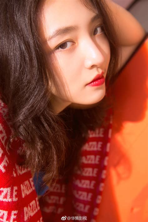 吴倩头像非主流