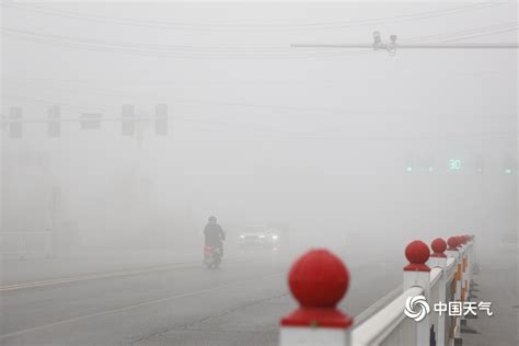 广东佛山大雾弥漫 天空呈磨砂质感-天气图集-中国天气网